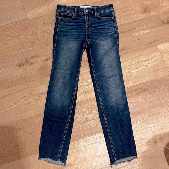 Abercrombie & Fitch straight leg mid rise fringe stretch jean size 4 short - Picture 2 of 5
